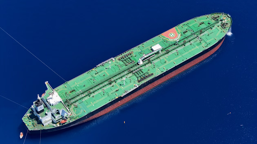 Crude oil tanker