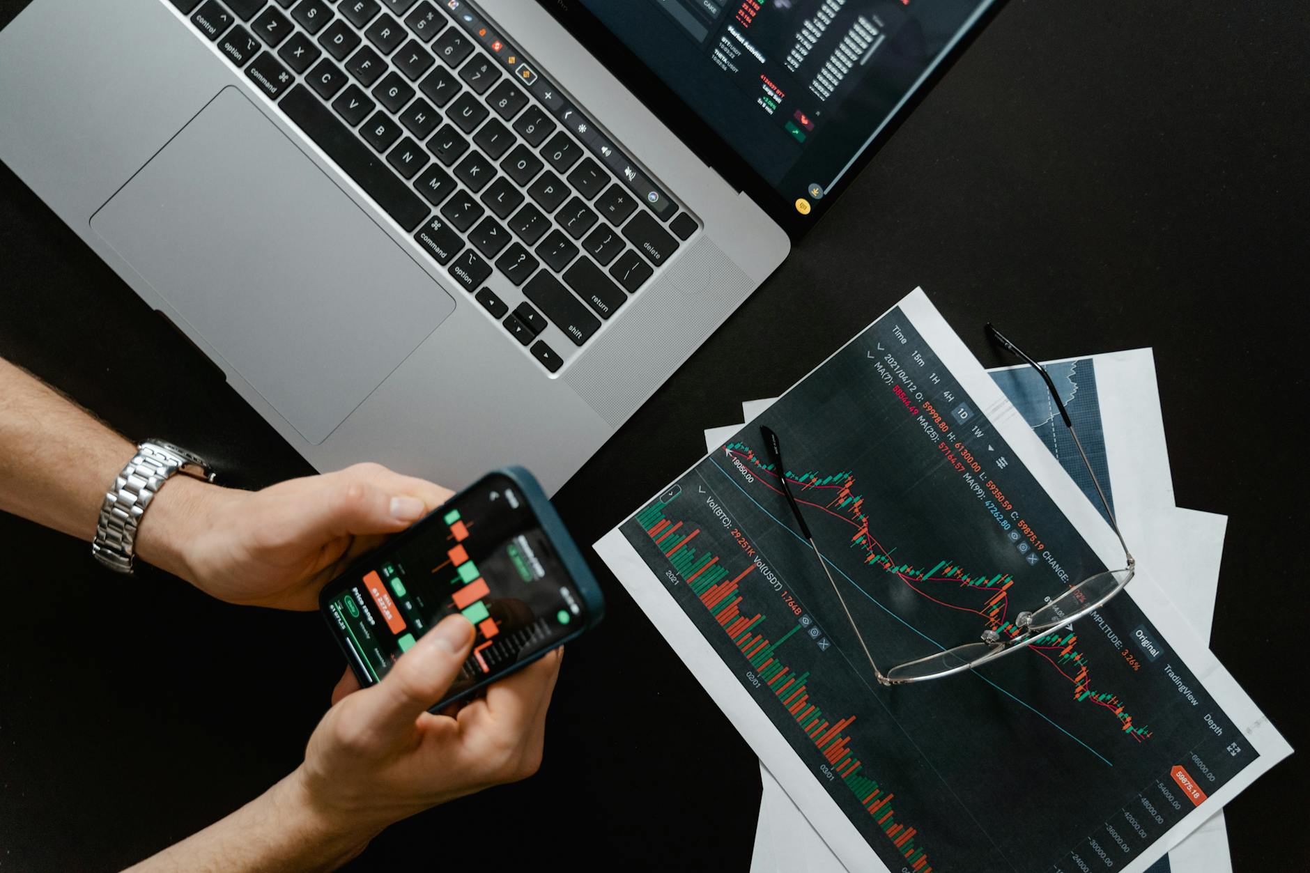 Expanding Your Horizons: Trade Chinese Yuan, Singapore Dollar, and Hong Kong Dollar Now